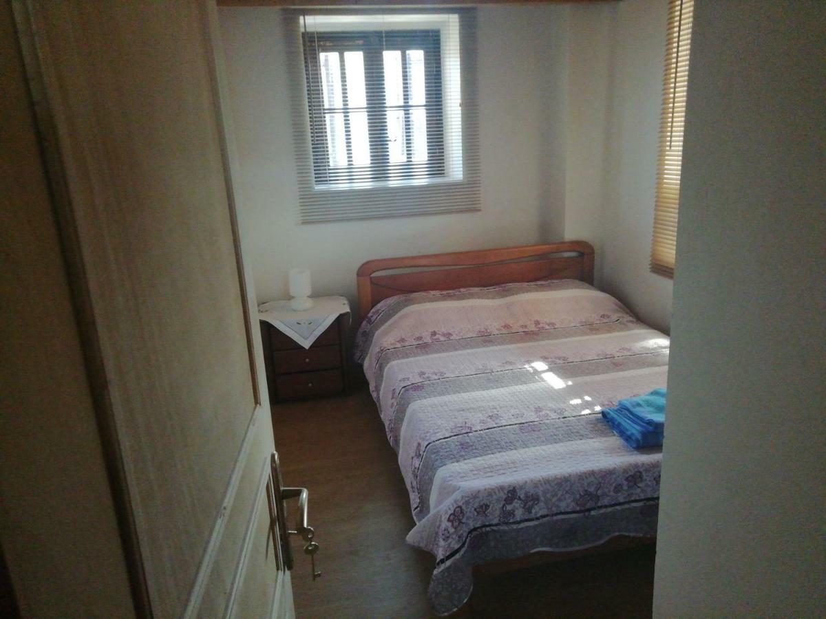 Tsitalia Cottage House Leonidio Bagian luar foto