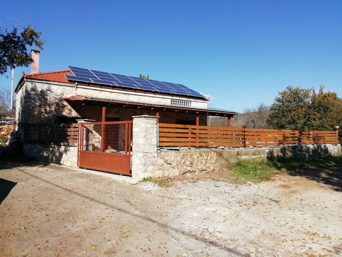 Tsitalia Cottage House Leonidio Bagian luar foto